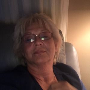 Meet your Posher, Carol